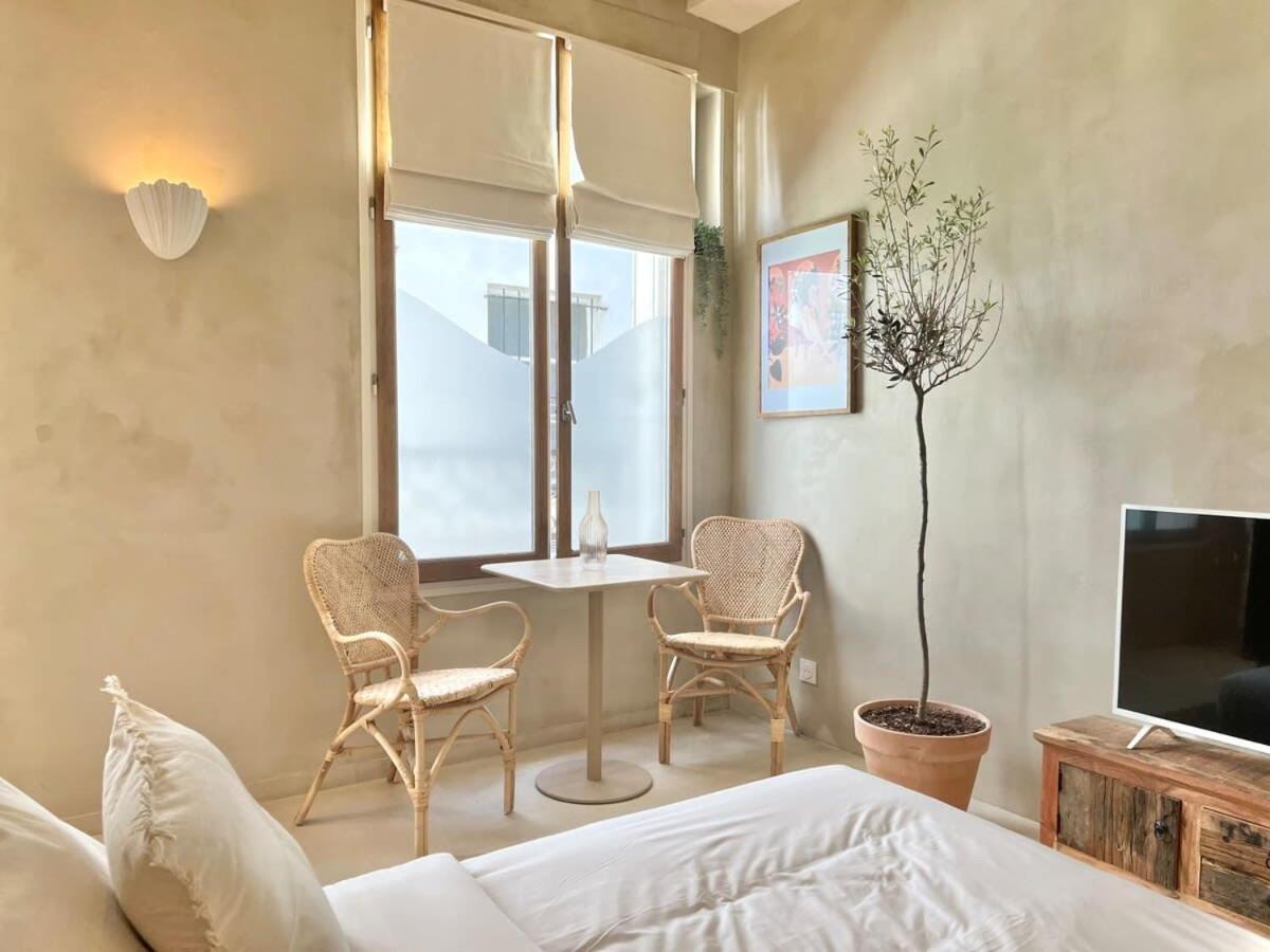 Studio De Charme Pour Un Sejour En Amoureux - 2P - Flat-Guest Paris Eksteriør bilde